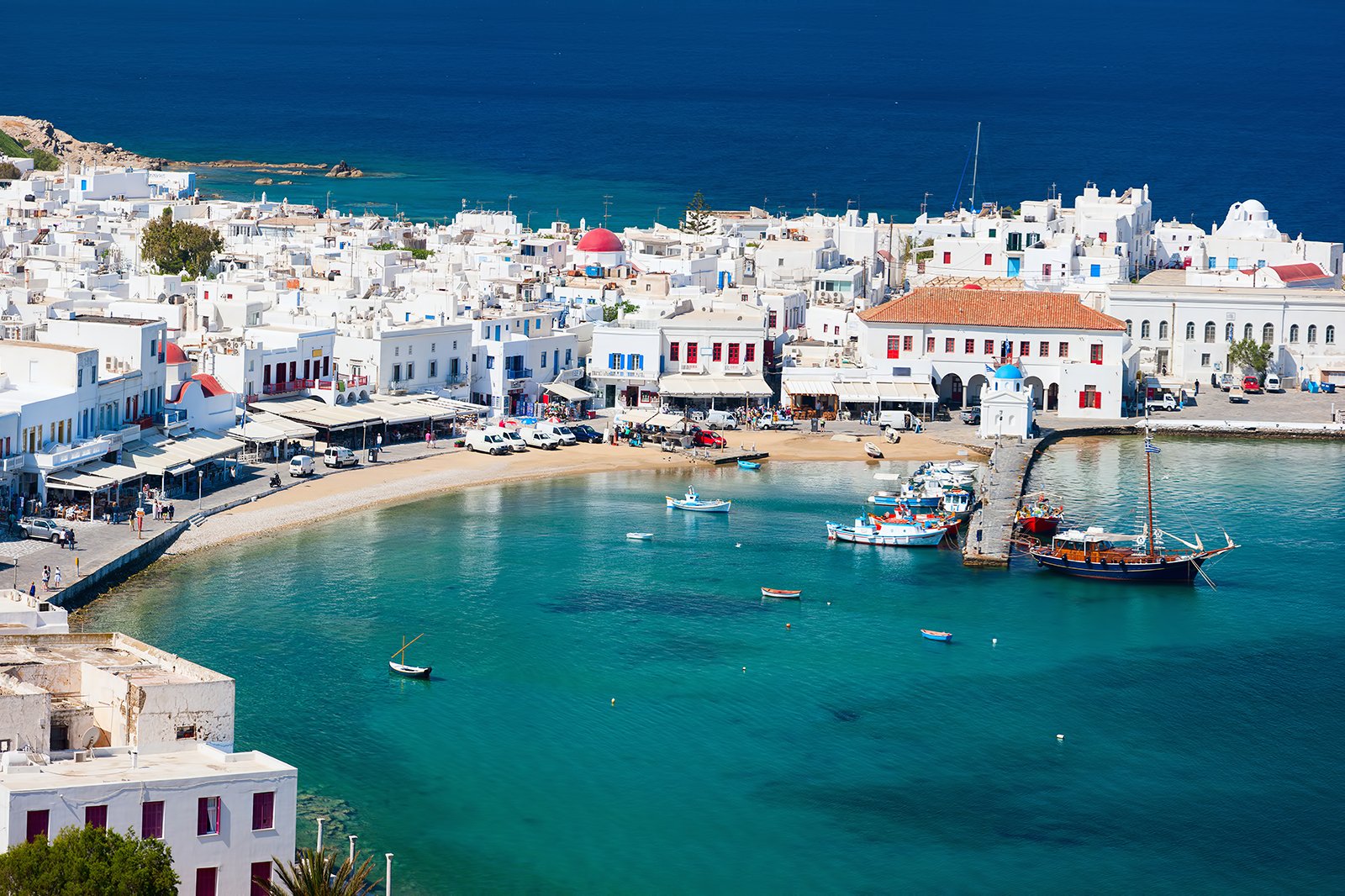 Mykonos Through Magdalena’s Eyes – An Island That Enchants, Tempts, and Captivates