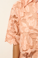 VALETTA LACE CROP SHIRT IN PEACH FIZZ
