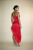 CZERWONA  SUKIENKA Z PIÓRAMI JARDIN ROUGE 